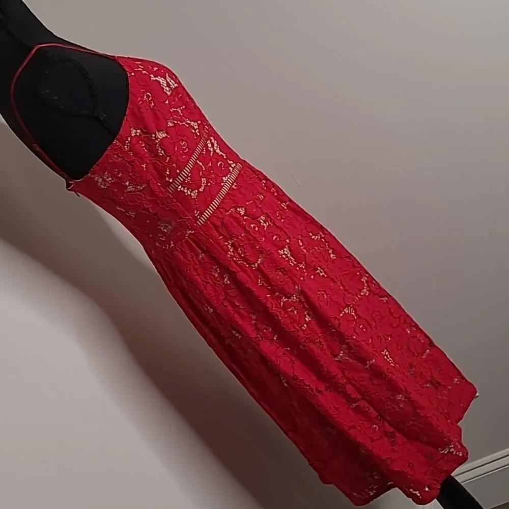 Just fabric sz S red lace midi dress with beige liner